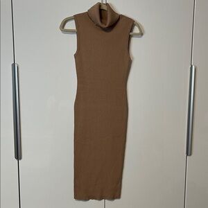 YES LOLA NWOT Sleeveless Beige Turtleneck Sweater Dress Midi Cotton, Size M
